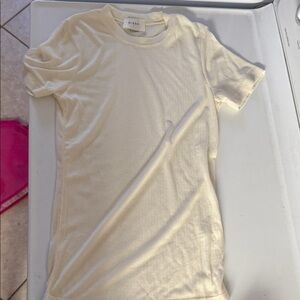 DISSH Cream yellow Short Sleeve Tee